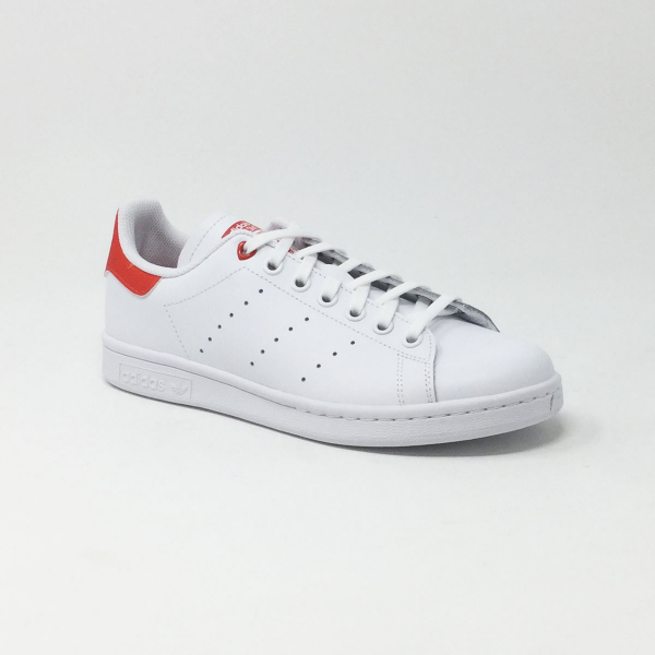 stan smith femme coeur rouge